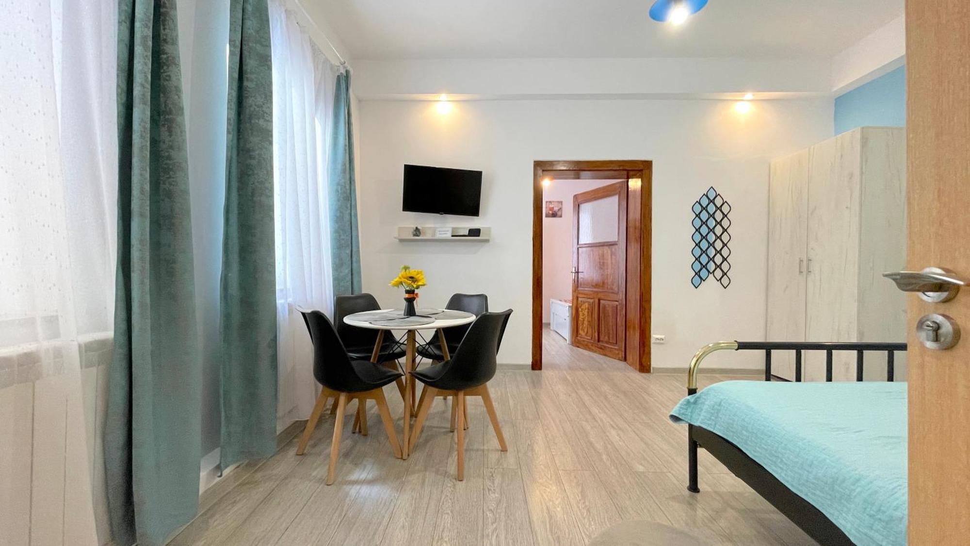 Evu Long Street Apartment Brasov Exterior photo
