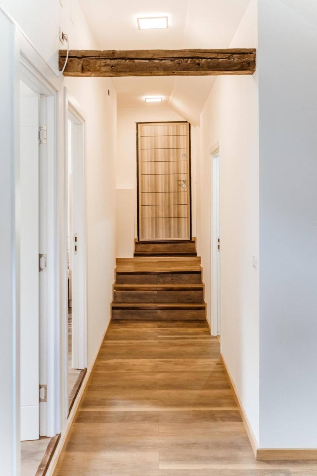 Evu Long Street Apartment Brasov Exterior photo